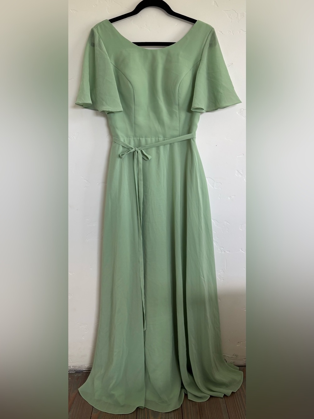 Elegant Sage Green Women's Maxi Dress with Tie Waist